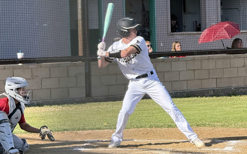 BURST OF BATS Junior Tucker Scott was a part of the seven-run second inning. | STEPHANIE ALLEN