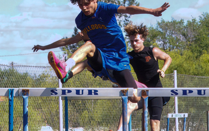 11 Spur athletes advance from district track to area meet