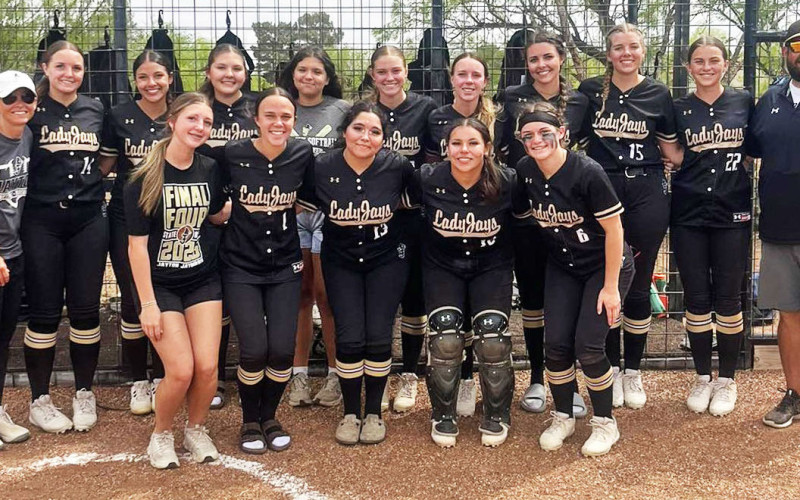 JAYTON SOFTBALL Sidney Hall hit for the cycle (single, double, triple, grand slam) in last week’s Lady Jays’softball team big 27-17 win over Aspermont. | COURTESY PHOTO