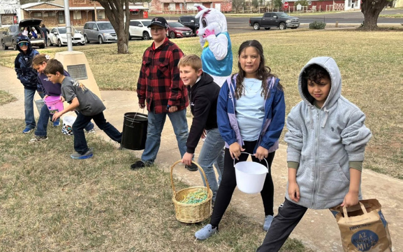SPOTLIGHT ON EASTER EGG HUNT DICKENS 4-H PHOTOS