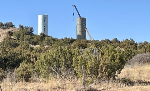TAP TOPPING OUT