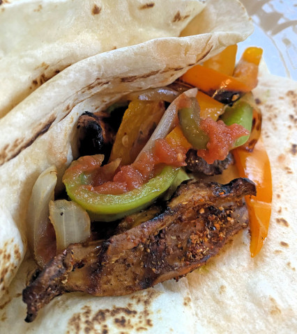 ’SHROOMS WITH A SIZZLE For a meaty-textured alternative in your favorite Mexican wrap, try Royal Trumpet mushrooms— though any variety will work in this healthy recipe. | ANGELINA LaRUE PHOTO