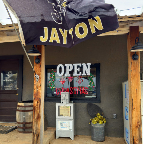 DECEMBERSENDOFF Football in December? If you're the Jayton Jaybirds, yes—with the community turning out to support their team in pursuit of a back-to-back State championship. | TEXAS SPUR