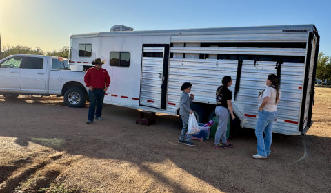 SPOTLIGHT ON DICKENS TRUNK OR TREAT