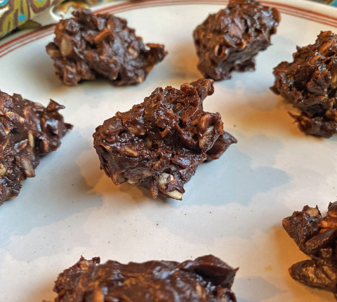 CHOCOHOLIC? If you are craving chocolate, keep in mind that milk chocolate has more dairy and sugar than dark chocolate, so consider opting for darker chocolate. | ANGELINA LaRUE PHOTO