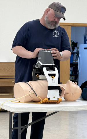 Kent Co. Lions Club learns life-saving measures from Kent Co. EMS