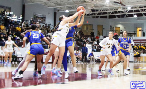SPOTLIGHT ON SPURETTES BASKETBALL