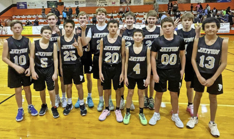 DISTRICT CHAMPS Congratulations go to Jayton’s junior high Jaybirds, who had a combined record of 20-3 and are the undefeated district champs. | COURTESY PHOTO