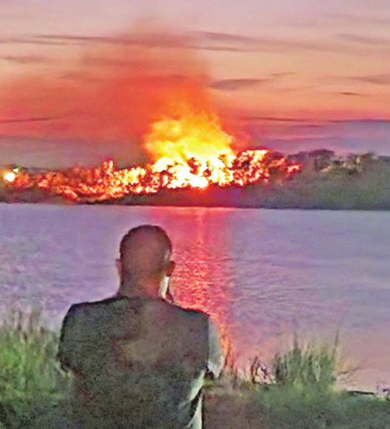FIREWORKS FIRE