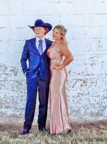SPOTLIGHT ON ON SPUR AND JAYTON PROM NIGHTS