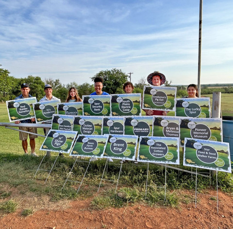 RISING SENIORS GET THE GREEN Members of the Spur High School Class of 2025 competed June 8 in a 4-person scramble at the Spur golf course.This annual Spur Golf Association event helps the class raise money for their class trip next spring. | COURTESY PHOTO