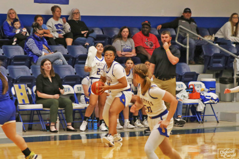 SPURETTES WIN The Spurettes girls basketball defeated Stamford last week 59-13. | DANA CONRAD PHOTOS
