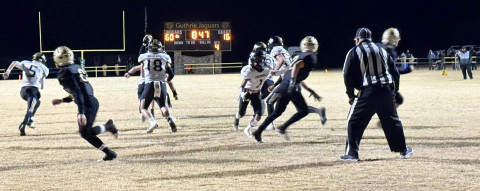 Jaybirds defeat Wildcats, set sights on Greyhounds