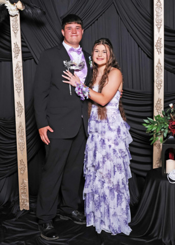 Caleb Cates and Abigail Mosley, “Thunderstruck”