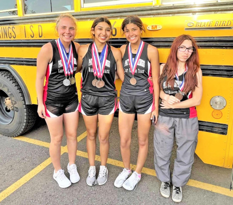 Patton Springs advances in 5 events to area track