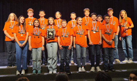 JH OAP HONORS The Jayton One Act Play company placed 2nd overall last week in Hamlin, and several students earned individual awards. In Crew awards, Best Stage Manager went to Lorabelle Smith; in Acting awards, Liam Baldridge, Brighton Cruse, Ivy Vargas were named to Honorable Mention All-Star Cast, and Zoey Arnold, Carson Stanaland made All-Star Cast. | COURTESY PHOTO