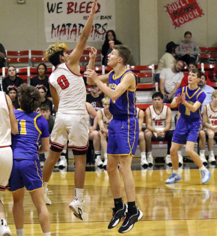 SPUR BASKETBALL The Spur regular basketball season has come to an end. The Spur girls varsity basketball team were the district runners-up to the Valley Lady Patriots, who were last year’s State runners-up. The Spurettes defeated O'Donnell Monday to win Bi-District. | DANA CONRAD PHOTOS