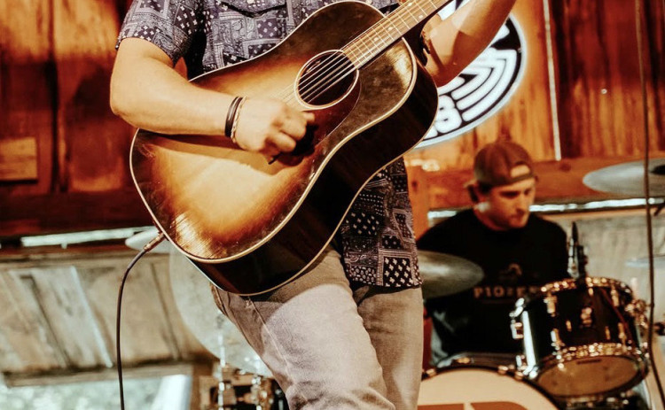 LIVE ENTERTAINMENT Reid Freeman and band will provide live music during the Garza County Junior Livestock Association’s Winner’s Circle Street Dance fundraiser Saturday, Oct. 3, at Main Street Saloon in downtown Post. | COURTESY PHOTO