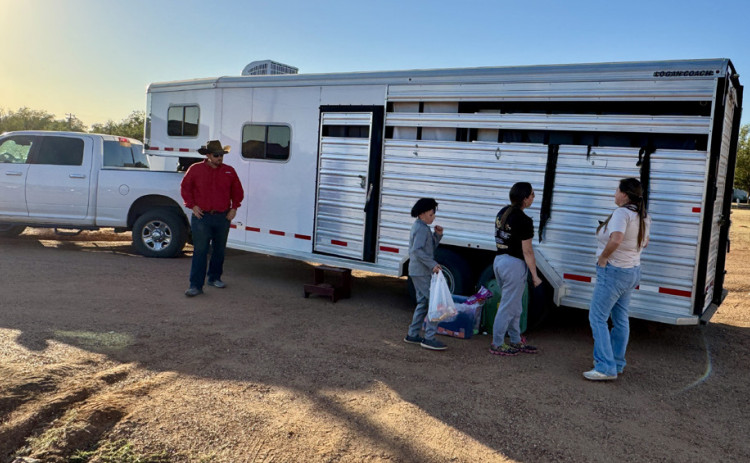 SPOTLIGHT ON DICKENS TRUNK OR TREAT