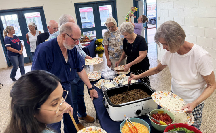 FARMING ACROSS THE GENERATIONS It’s always a family affair at the annual Dickens County Farm Bureau meeting, with a meal, messages, and many prizes to take home. | TEXAS SPUR