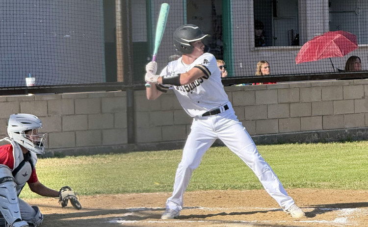 BURST OF BATS Junior Tucker Scott was a part of the seven-run second inning. | STEPHANIE ALLEN