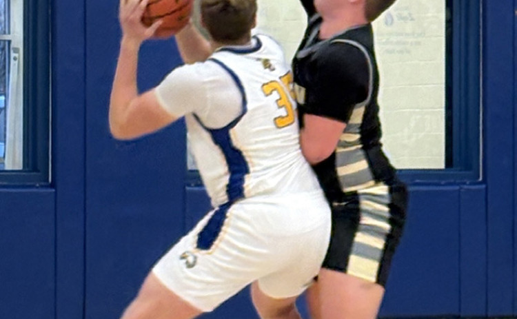 DAYTONONDEFENSE Dayton Bleiker defended against the Lions in a Feb. 10 win over Lubbock Christian. | TEXAS SPUR