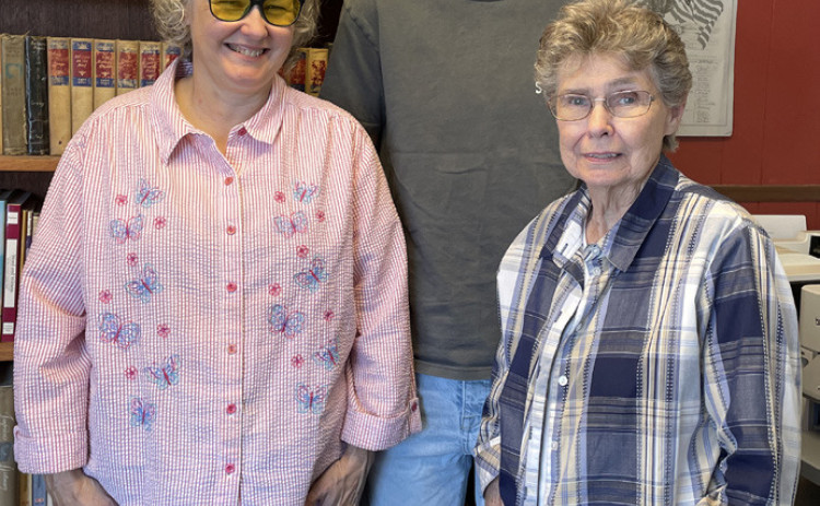 FROM AFAR FOR HOMECOMING Janet Bridges of Spur (left), along with husband, Steve (not pictured) and mother, Gracie Hadding (right) are hosting a Spur ISD foreign exchange student, Matthijs De Boer (center) in their home this school year. | TEXAS SPUR