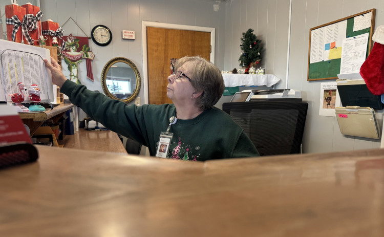 OUT OF PATIENTS After 27 years with the Spur Rural Health Clinic—and an even longer career in various health and medical roles— service access manager Sheree Marshall (above) will retire Dec. 19. The clinic will host a come-and-go reception in Marshall’s honor Tuesday, Dec 9, from 2 to 5 p.m. | THE TEXAS SPUR