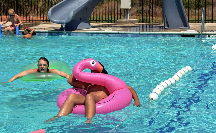 SPOTLIGHT ON TEEN NIGHT, BACK TO SCHOOL AT SPUR POOL