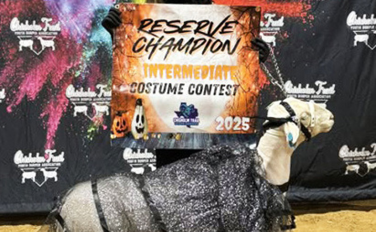 PAISLEY SMITH, RESERVE CHAMPION, COSTUME CONTEST