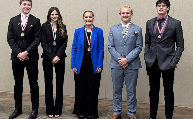 REGIONAL UIL CONGRESS Congratulations go to Colt Gentry (far right, above) of the Jayton academic team, who placed in the top 5 of 18 yesterday at Regional Congress and is a State Alternate. | COURTESY PHOTO