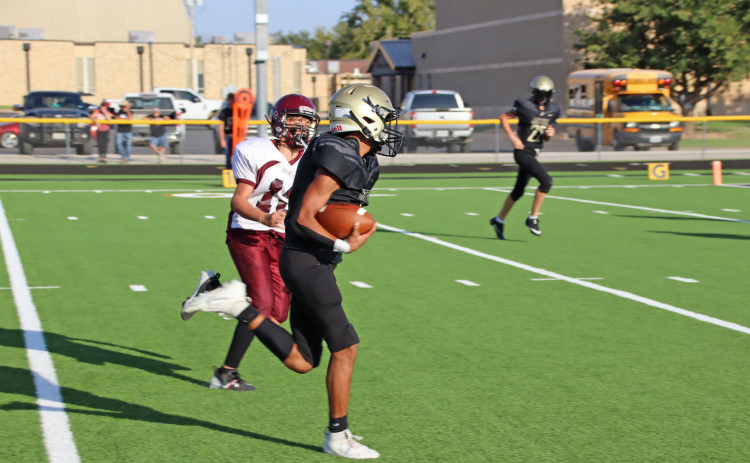 Jaybirds open district play with win