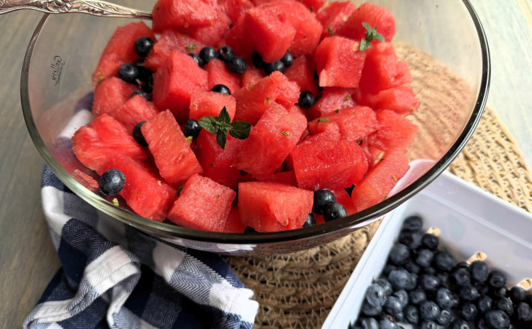 COOLSUMMERTREATS feel good going down—and provide energy for going on! | ANGELINA LaRUE PHOTO
