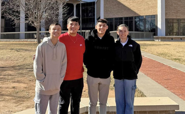 Spur Golf goes in for Super Bowl squares