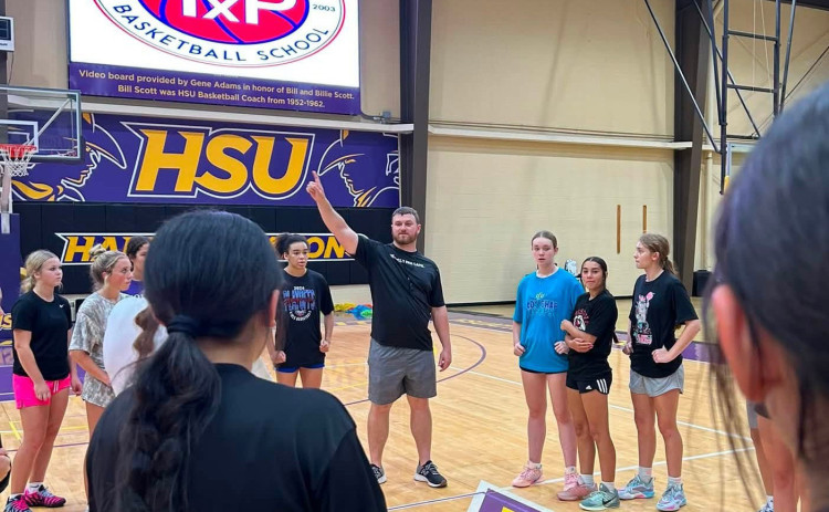SPURHONOR Congratulations go to Spur girls’basketball coach Colton Rogers, who was invited to help coach theTexas Prep Basketball Camp at Hardin-Simmons University last week. | COURTESY PHOTOS